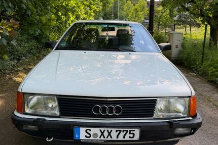 Audi 100 91.532 km 8.490 &euro; Stuttgart 70437