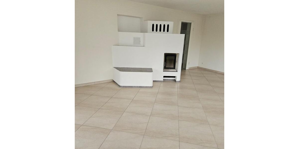 Erdgeschoßwohnung Haigerloch - 4 Zimmer, 140 m&sup2;, 1.400&euro; | Angebot:24395840