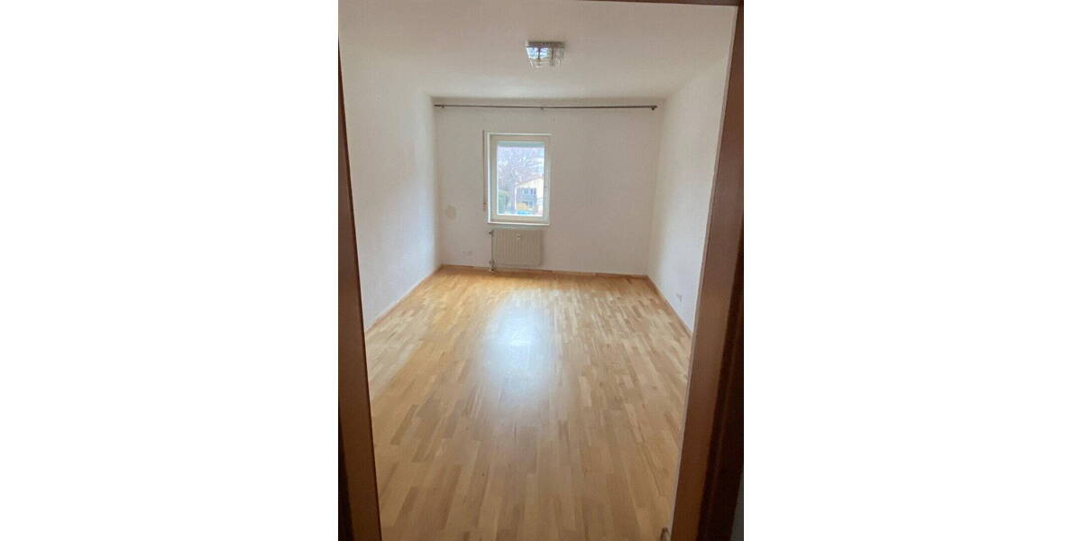 Etagenwohnung Unterhausen Unterhausen - 4 Zimmer, 110 m&sup2;, 350.000&euro; | Angebot:25927759