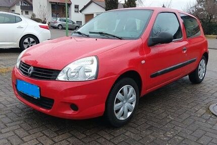 Renault Clio 127.000 km 1.899 &euro; Horb am Neckar 72160
