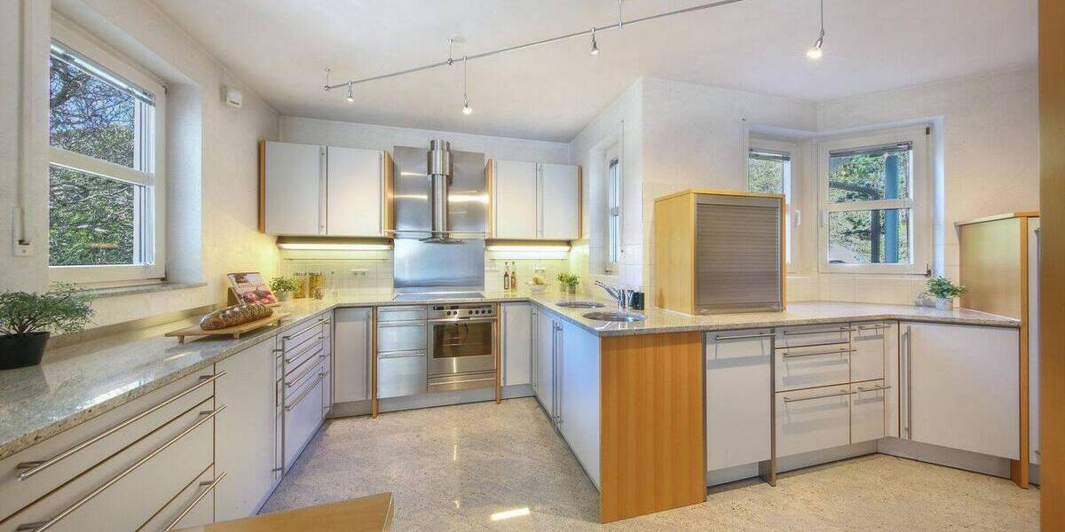 Einfamilienhaus Grafenau Döffingen - 5 Zimmer, 357 m&sup2;, 1.550.000&euro; | Angebot:26043653