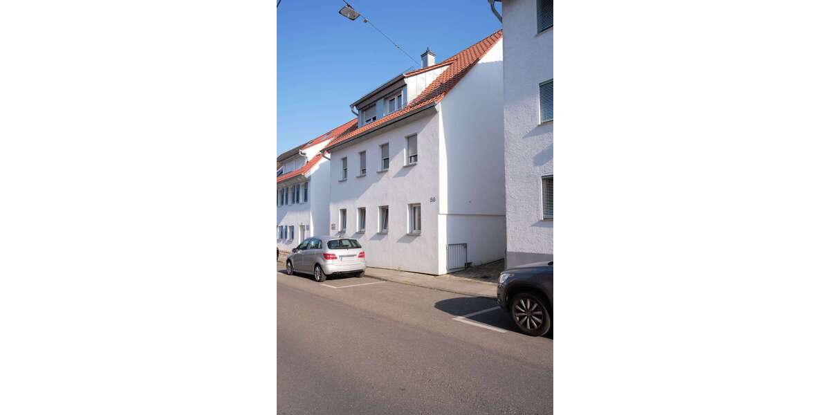 Einfamilienhaus Stuttgart Botnang - 8 Zimmer, 163 m&sup2;, 690.000&euro; | Angebot:26980341