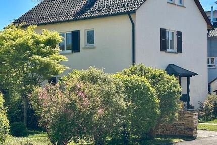 Haus Eningen unter Achalm - 8 Zimmer, 139 m&sup2;, 569.000&euro; | Angebot:26368306