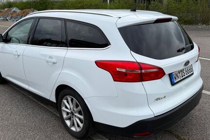 Ford Focus 270.000 km 3.890 &euro; Stuttgart 70178