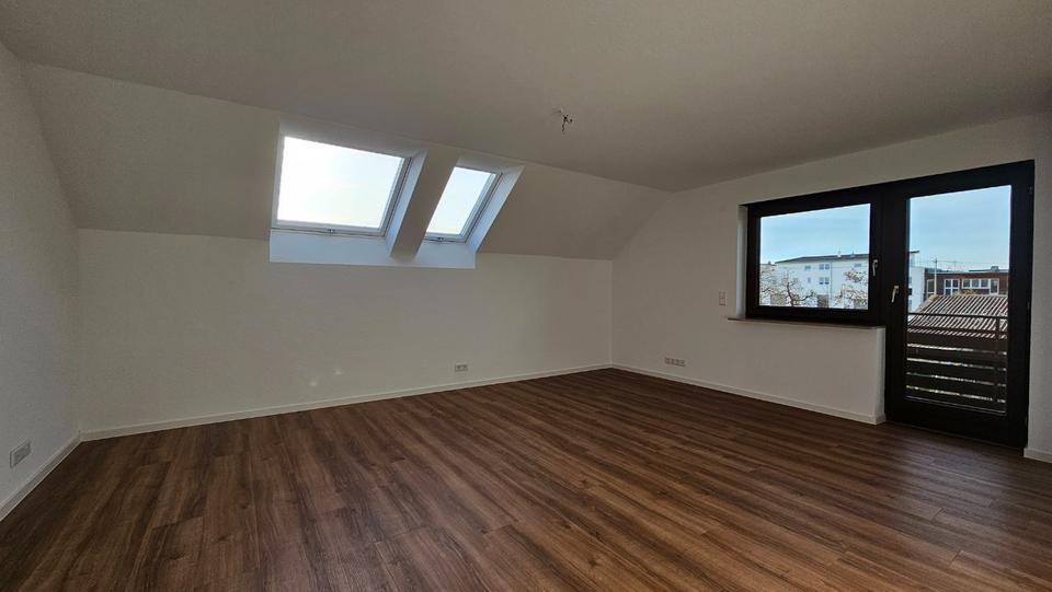 Etagenwohnung Stuttgart Birkach - 4 Zimmer, 123 m&sup2;, 1.600&euro; | Angebot:24840678