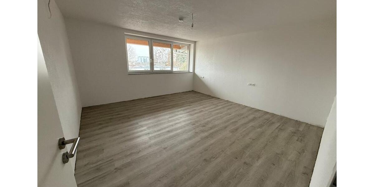 Etagenwohnung Horb am Neckar - 4 Zimmer, 140 m&sup2;, 1.390&euro; | Angebot:24767538