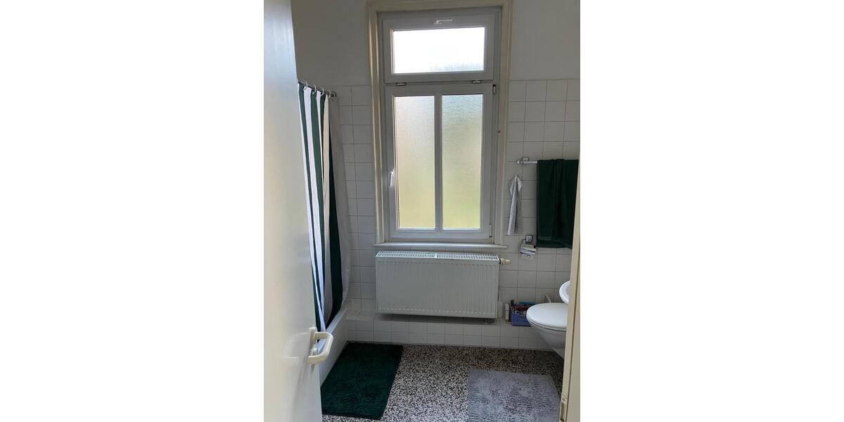 Etagenwohnung Reutlingen - 4.5 Zimmer, 145 m&sup2;, 1.700&euro; | Angebot:25959860