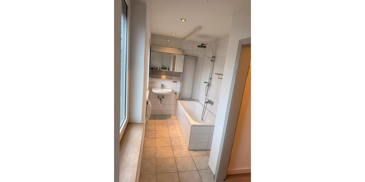 Reihenhaus Nürtingen - 4 Zimmer, 80 m&sup2;, 1.245&euro; | Angebot:25639747