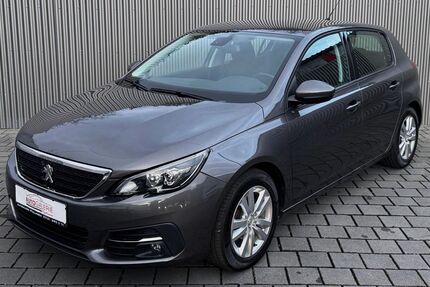 Peugeot 308 68.000 km 12.900 &euro; Pfullingen 72793