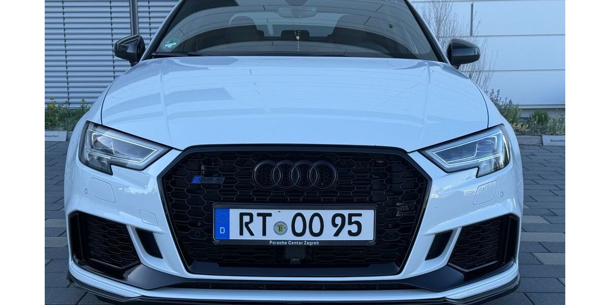 Audi RS3 137.000 km 47.999 &euro; Reutlingen 72762