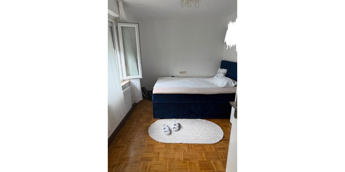 Etagenwohnung Nürtingen - 4 Zimmer, 84 m&sup2;, 360.000&euro; | Angebot:27168908
