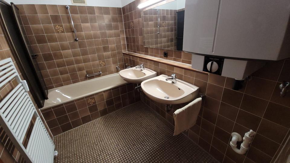 Etagenwohnung Sindelfingen - 3.5 Zimmer, 80 m&sup2;, 379.000&euro; | Angebot:25297985