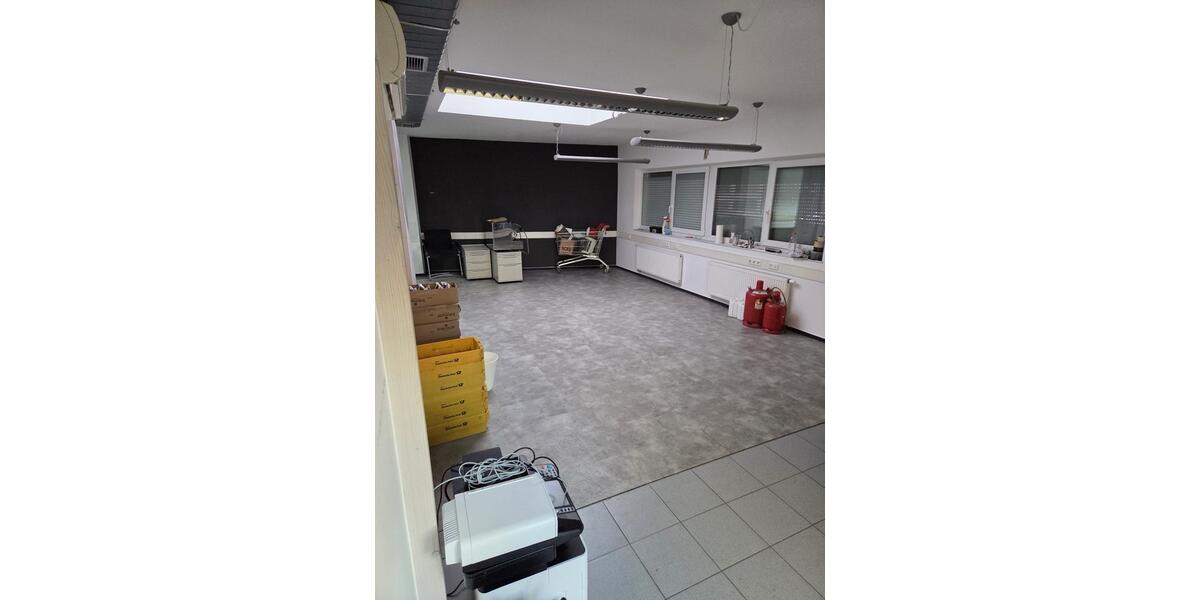 Gewerbeobjekt Neuffen - 650&euro; | Angebot:25905985