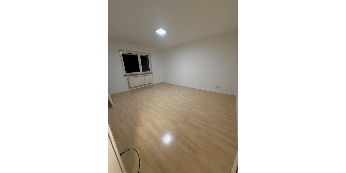 Etagenwohnung Stuttgart Degerloch - 3 Zimmer, 73 m&sup2;, 1.200&euro; | Angebot:25894881