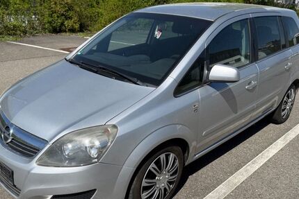 Opel Zafira 290.000 km 1.890 &euro; Stuttgart 70178