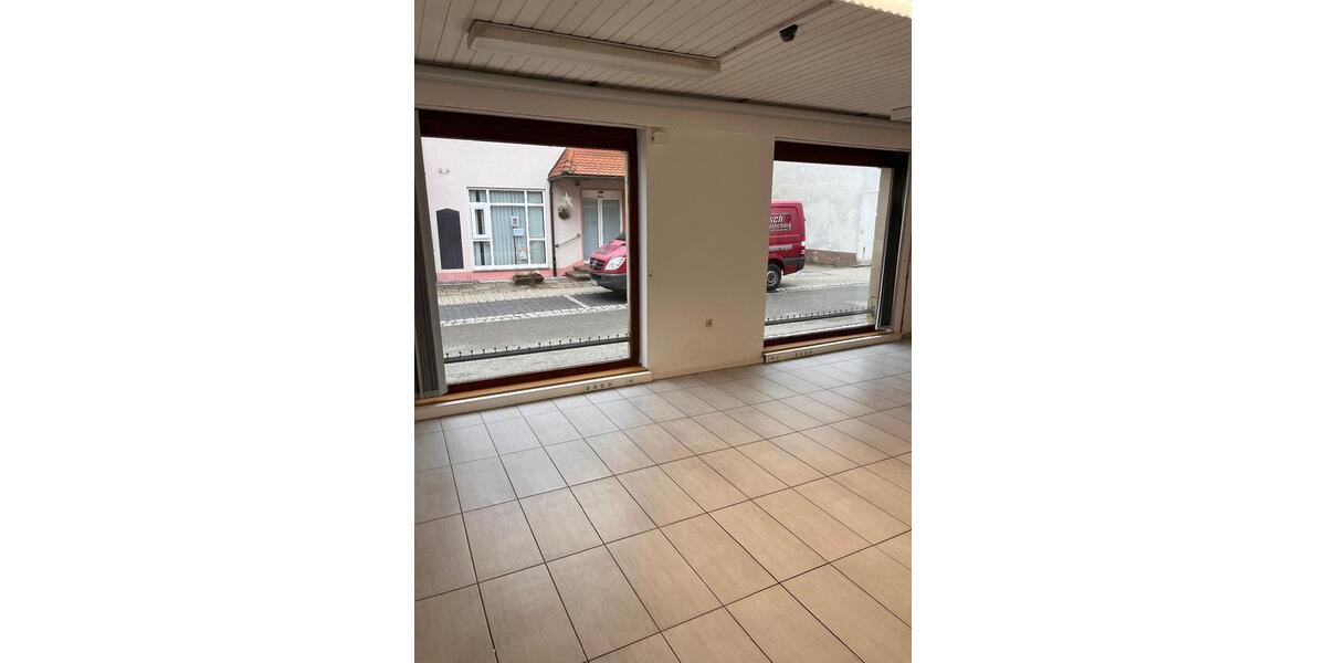 Gewerbeobjekt Rottenburg am Neckar - 950&euro; | Angebot:24401436