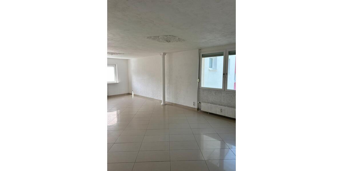 Etagenwohnung Gärtringen - 3 Zimmer, 84 m&sup2;, 300.000&euro; | Angebot:26907981