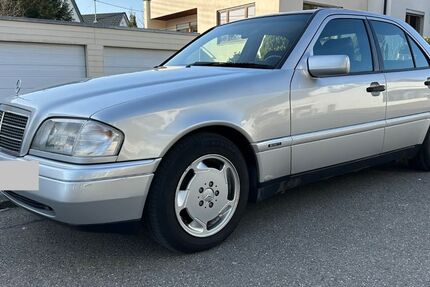 Mercedes-Benz C 280 145.000 km 3.999 &euro; Metzingen 72555