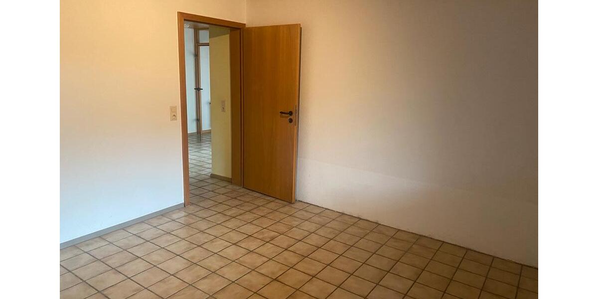 Erdgeschoßwohnung Ebhausen - 1.5 Zimmer, 70 m&sup2;, 1.100&euro; | Angebot:24733541