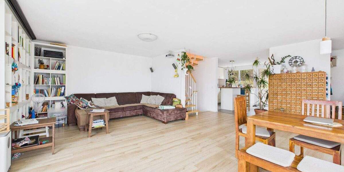 Doppelhaushälfte Ostelsheim - 5 Zimmer, 172 m&sup2;, 697.000&euro; | Angebot:25686346