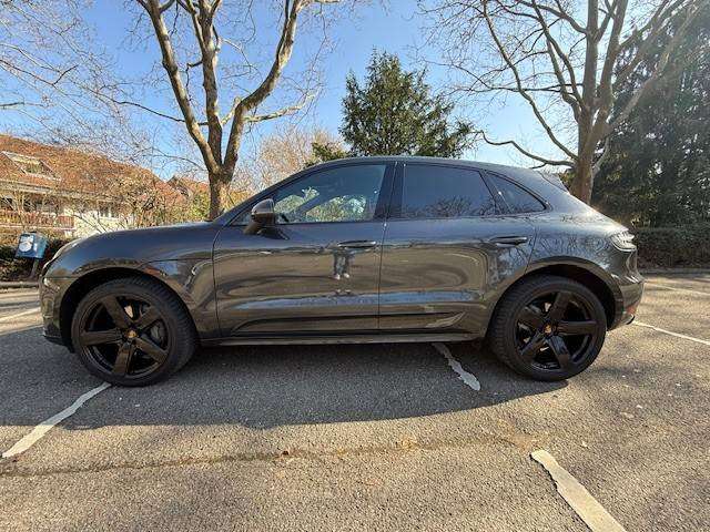 Porsche Macan 122.800 km 43.900 &euro; Holzgerlingen 71088