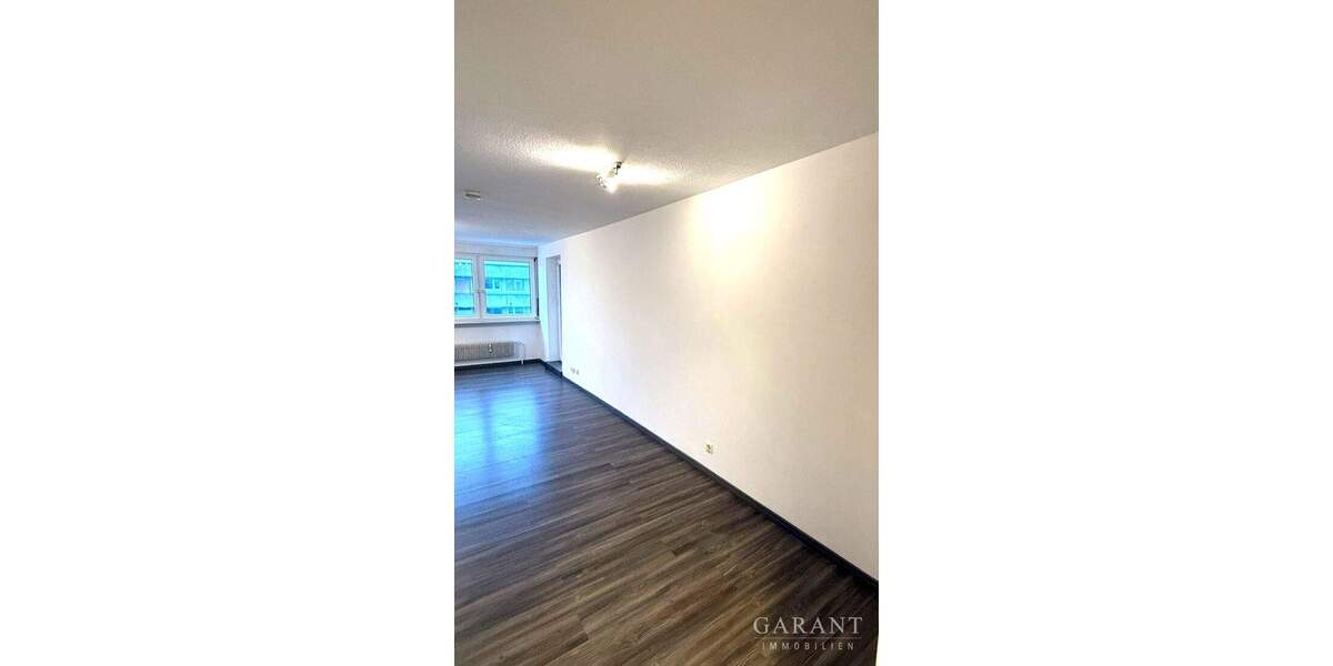Etagenwohnung Sindelfingen Mitte - 3 Zimmer, 82 m&sup2;, 169.000&euro; | Angebot:25707743