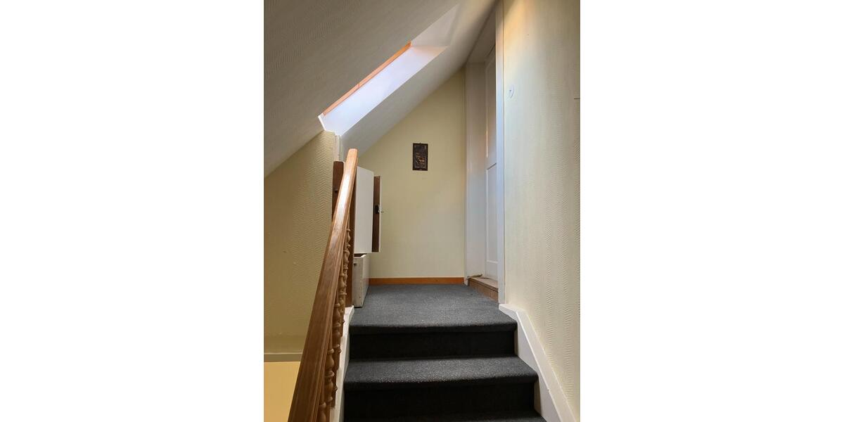 Mehrfamilienhaus, Wohnhaus Pfullingen - 11 Zimmer, 204 m&sup2;, 489.000&euro; | Angebot:25832494