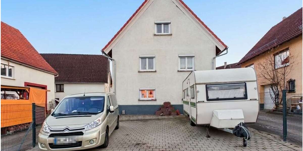 Einfamilienhaus Hechingen - 7 Zimmer, 157 m&sup2;, 380.000&euro; | Angebot:25895610