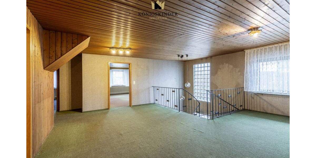 Mehrfamilienhaus, Wohnhaus Erkenbrechtsweiler - 9 Zimmer, 182 m&sup2;, 445.000&euro; | Angebot:25772704