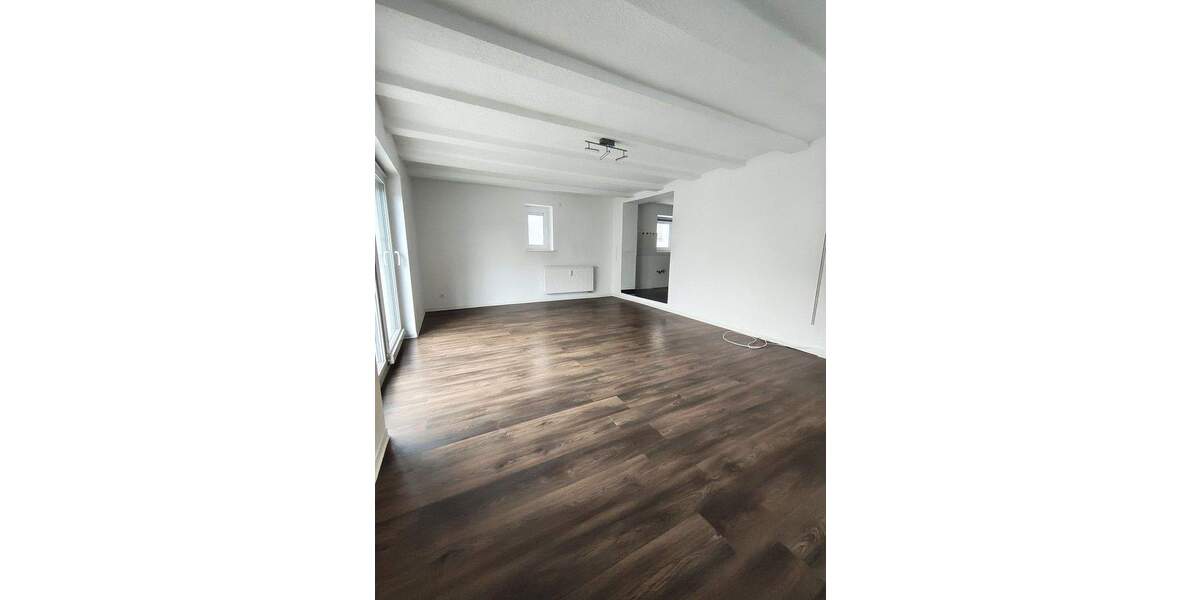 Etagenwohnung Reutlingen Rommelsbach - 3 Zimmer, 90 m&sup2;, 349.900&euro; | Angebot:25657484