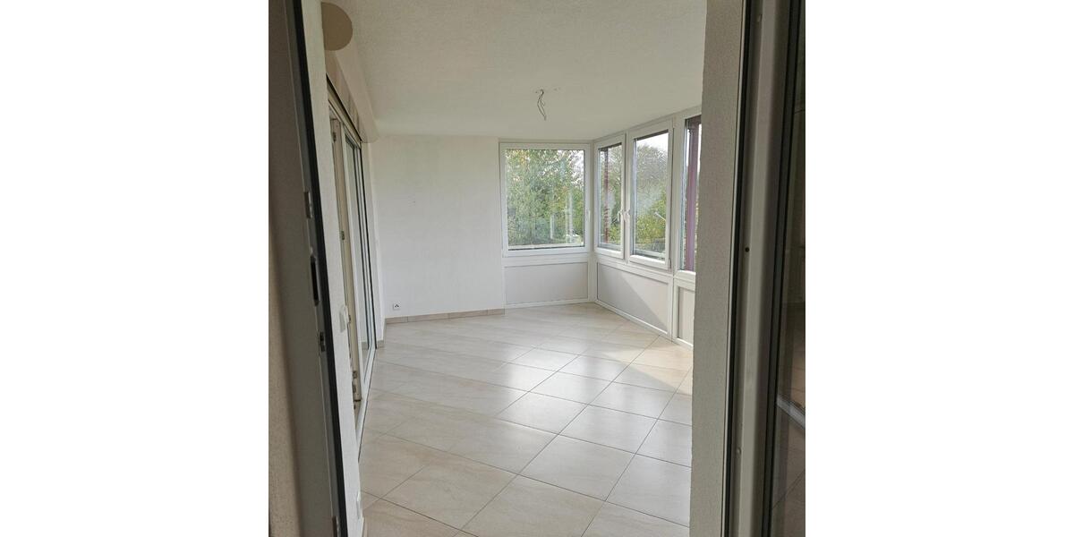 Erdgeschoßwohnung Haigerloch - 4 Zimmer, 140 m&sup2;, 1.400&euro; | Angebot:24395840