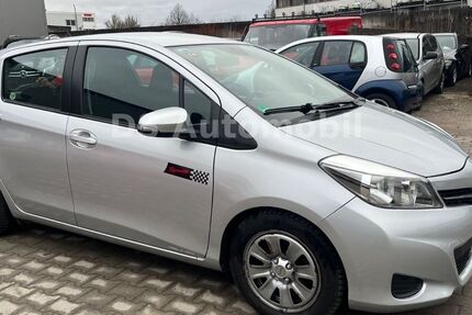 Toyota Yaris 127.400 km 6.900 &euro; Holzgerlingen 71088