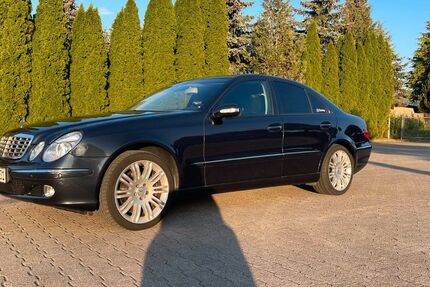 Mercedes-Benz E 320 180.000 km 8.000 &euro; Hildrizhausen 71157