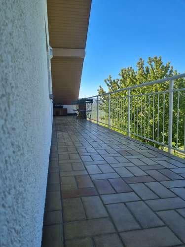 Dachgeschoßwohnung Gomaringen - 4 Zimmer, 102 m&sup2;, 1.660&euro; | Angebot:26408594