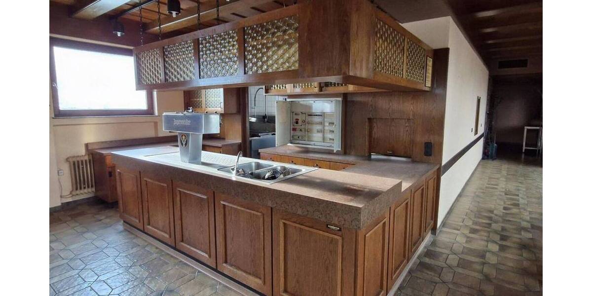 Einfamilienhaus Nürtingen Raidwangen - 9 Zimmer, 213 m&sup2;, 649.000&euro; | Angebot:25707777