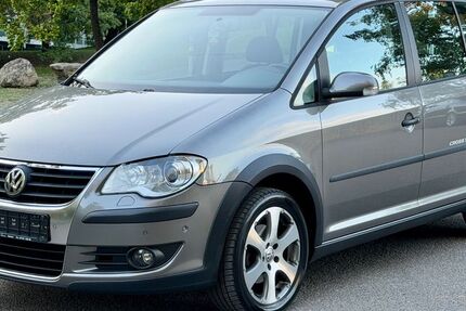 VW Touran 185.000 km 2.798 &euro; Stuttgart 70469