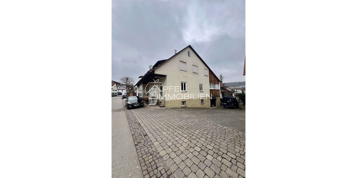 Einfamilienhaus Ostelsheim - 14 Zimmer, 396 m&sup2;, 899.000&euro; | Angebot:26023261