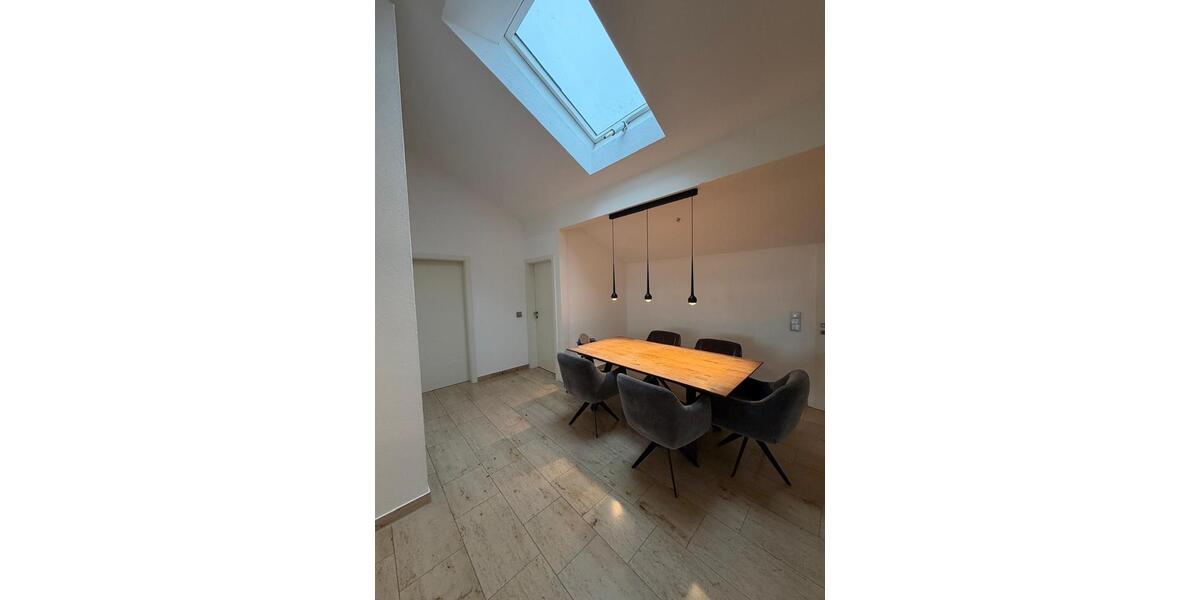 Dachgeschoßwohnung Horb am Neckar - 3.5 Zimmer, 107 m&sup2;, 1.450&euro; | Angebot:25900850