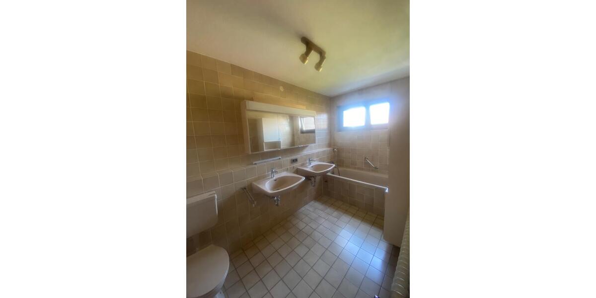 Reihenhaus Gärtringen - 5 Zimmer, 120 m&sup2;, 579.000&euro; | Angebot:26959046