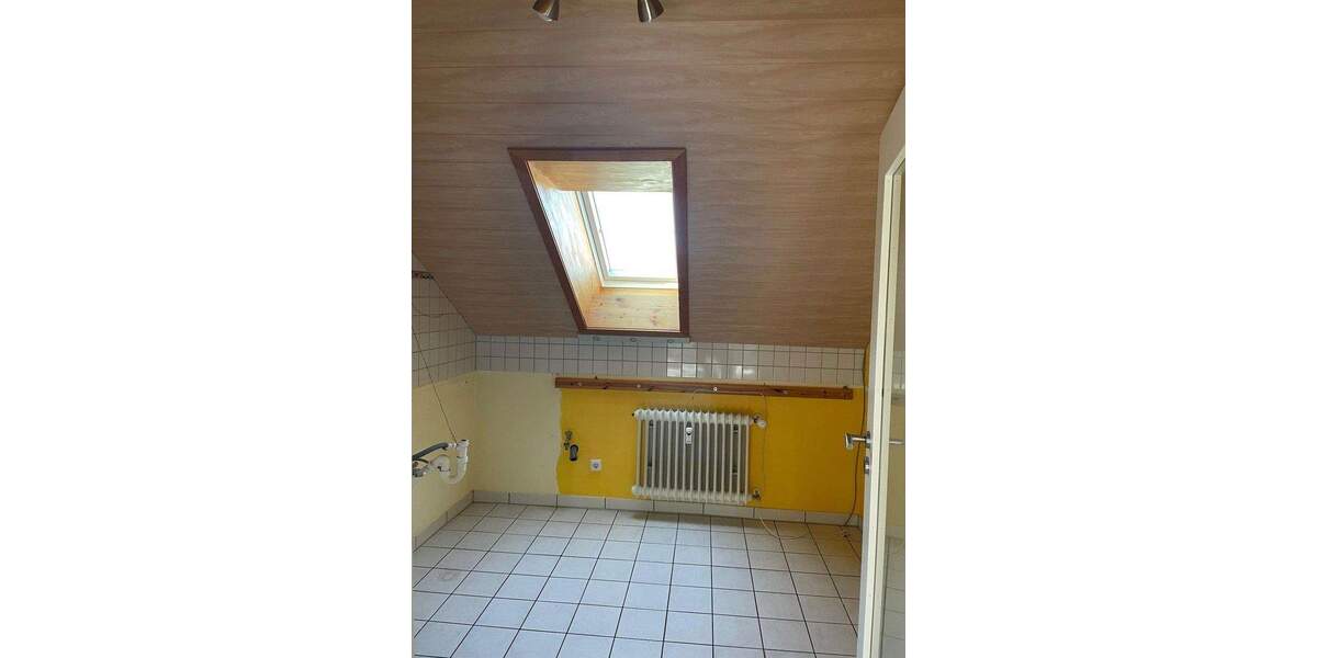 Etagenwohnung Reutlingen Ringelbach - 3 Zimmer, 70 m&sup2;, 280.000&euro; | Angebot:25657615