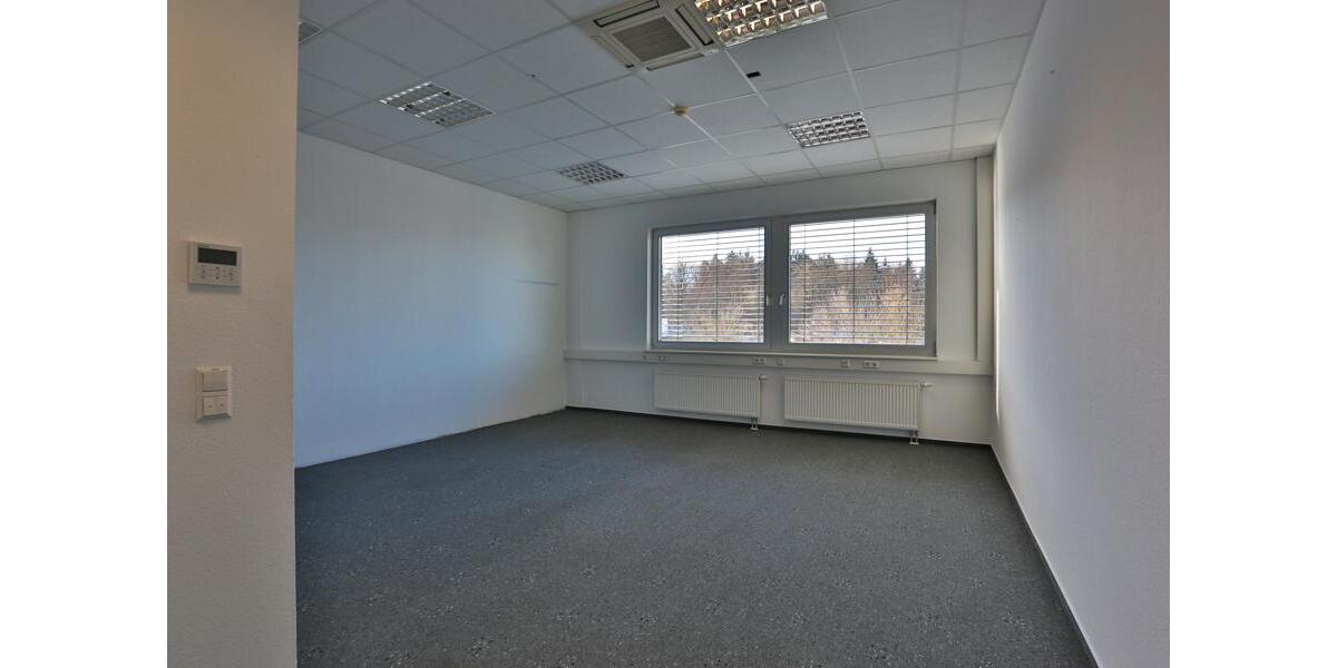 Gewerbeobjekt Reutlingen Orschel-Hagen - 3.160&euro; | Angebot:18969772