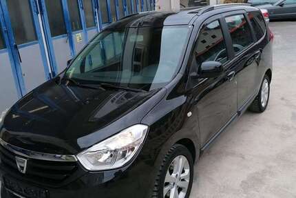 Dacia Lodgy 172.348 km 7.500 &euro; Bad Urach 72574