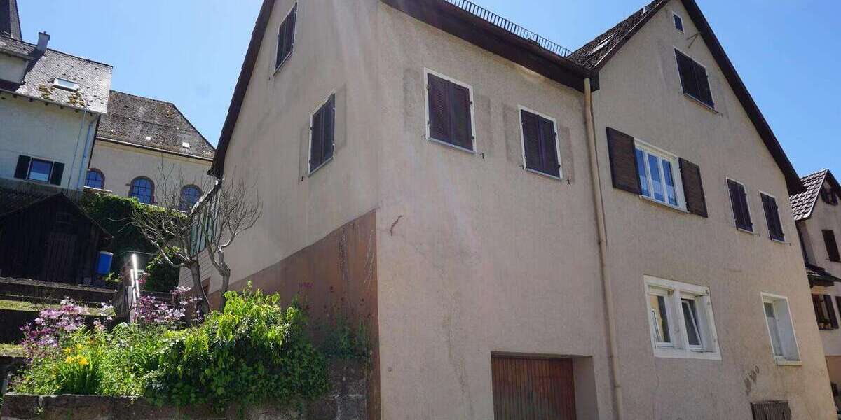 Einfamilienhaus Wildberg - 11 Zimmer, 228 m&sup2;, 419.000&euro; | Angebot:26857210