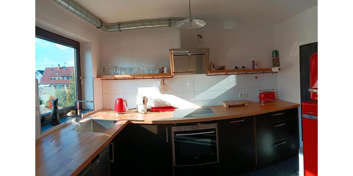 Dachgeschoßwohnung Stuttgart Degerloch - 2.5 Zimmer, 77 m&sup2;, 375.000&euro; | Angebot:27186758