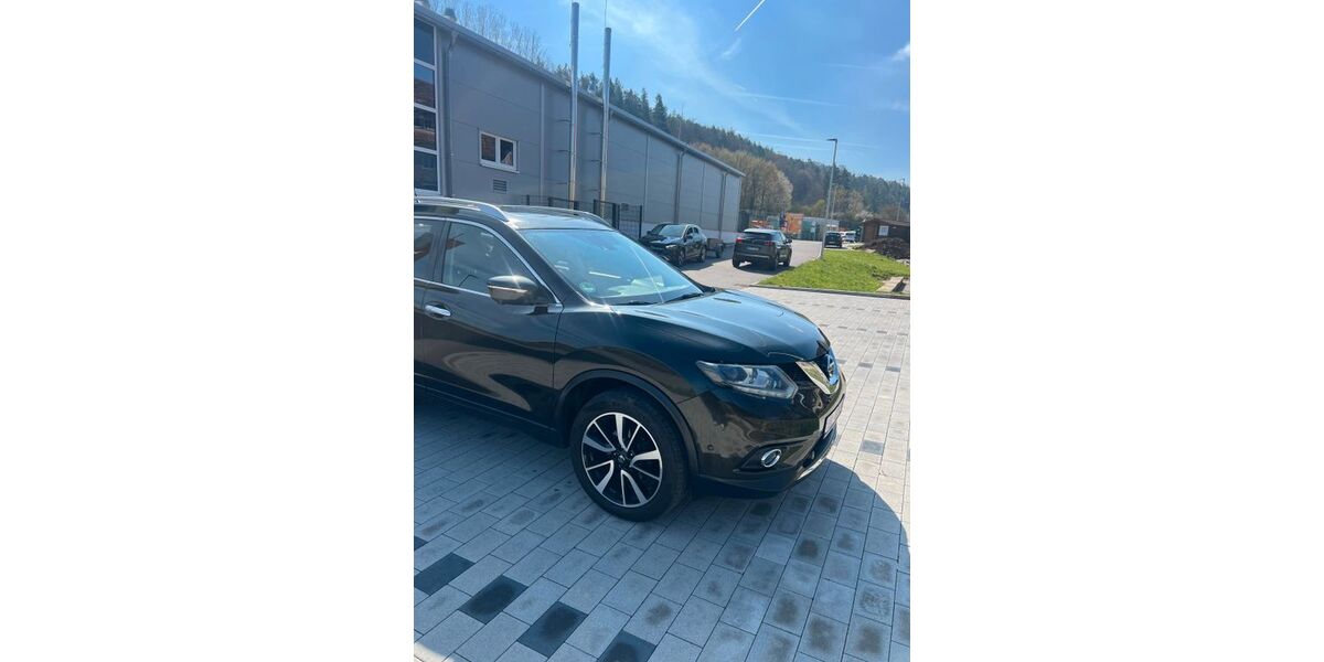 Nissan X-Trail 147.000 km 12.900 &euro; grafenau 71120