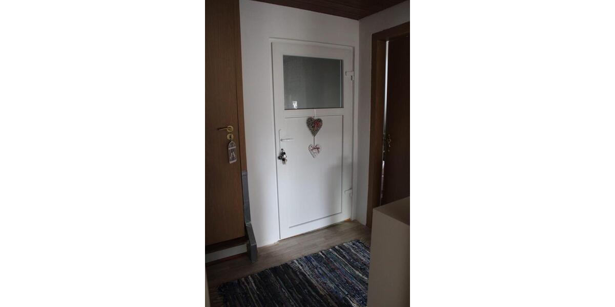 Dachgeschoßwohnung Köngen - 3 Zimmer, 75 m&sup2;, 820&euro; | Angebot:24783873