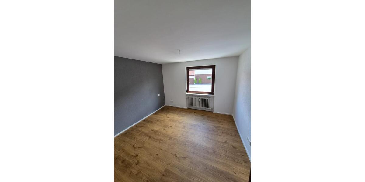 Hochparterre Reutlingen Reutlingen-Betzingen - 3 Zimmer, 65 m&sup2;, 255.000&euro; | Angebot:27086831