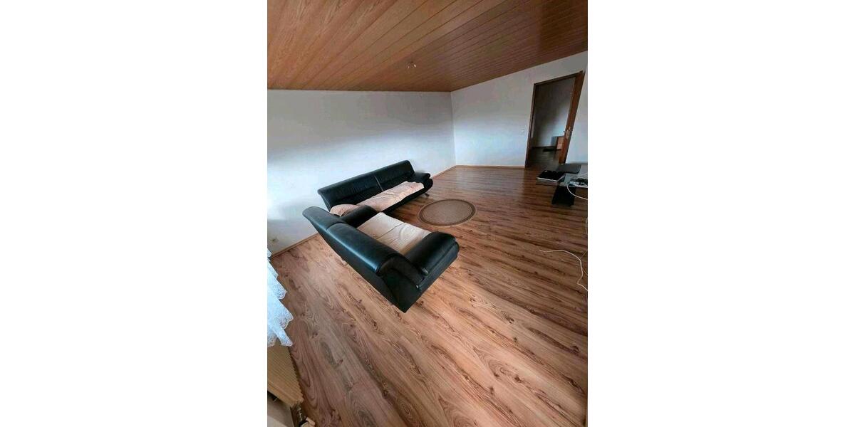 Hochparterre Jettingen - 3 Zimmer, 80 m&sup2;, 270.000&euro; | Angebot:25960897