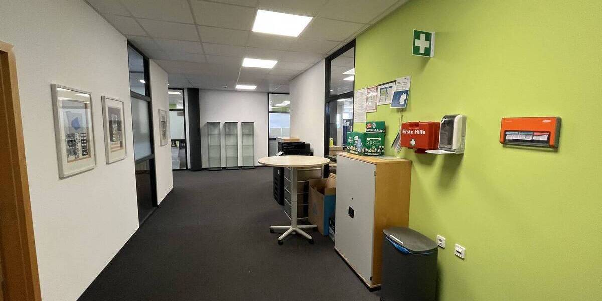 Gewerbeobjekt Holzgerlingen - 4.420&euro; | Angebot:25704252