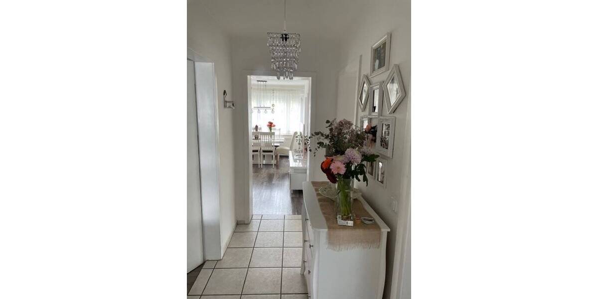 Etagenwohnung Nürtingen Oberensingen - 4 Zimmer, 90 m&sup2;, 299.000&euro; | Angebot:25773635